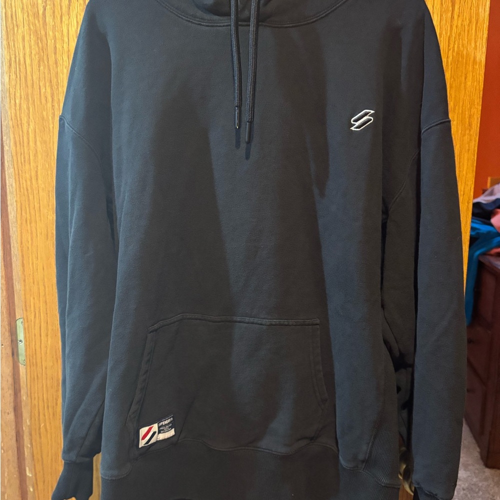 Men’s Superdry Black Hoodie with Subtle Logo